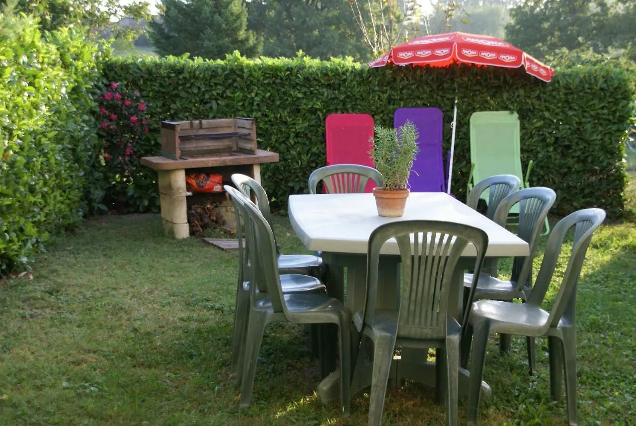 Apartment Gite Mille Fleurs Valderies